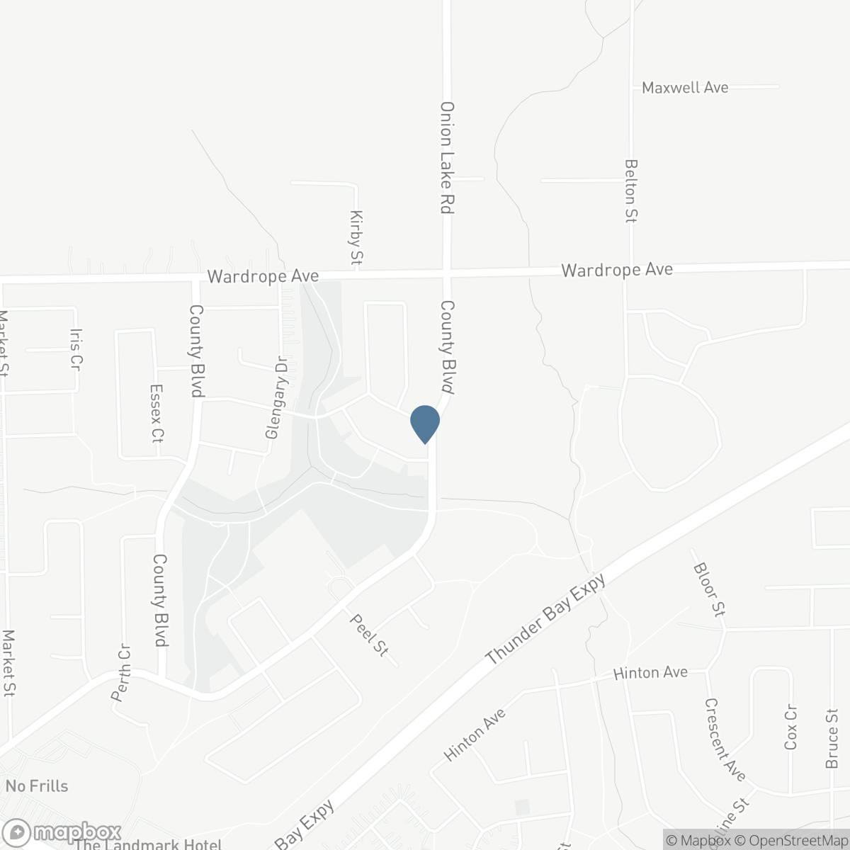 490 LANARK CRESCENT, Thunder Bay, Ontario P7A 7P9